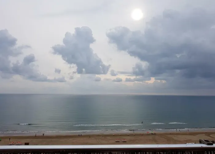 Apartamento De Lujo En Primera Linea De La Playa De Cullera Con Vistas Al Castillo